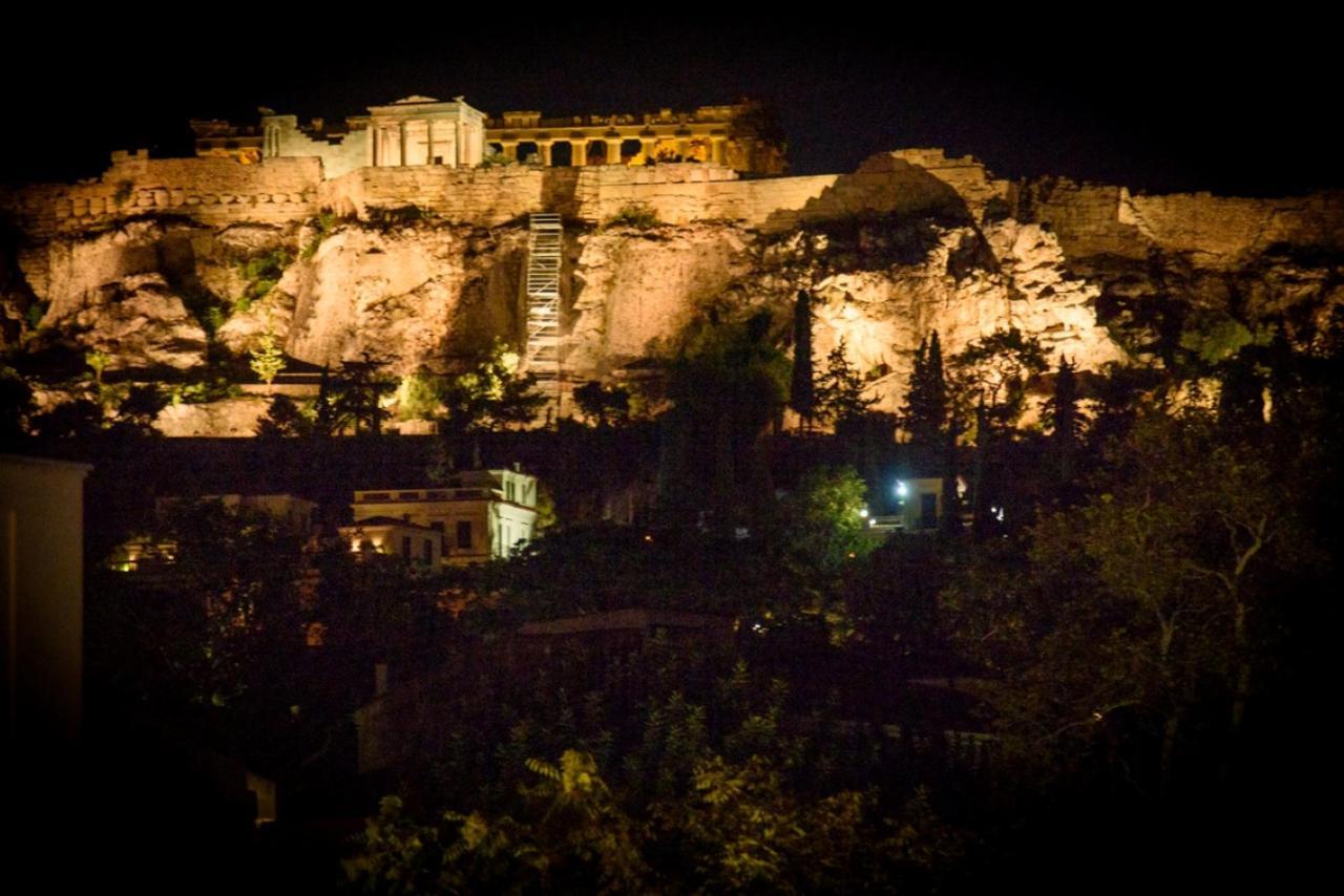 Oda ve Kahvaltı Theasis