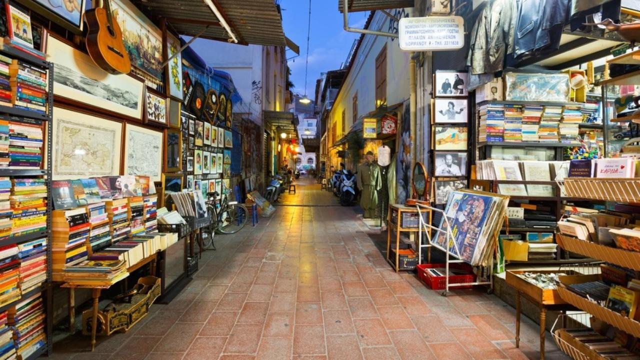Oda ve Kahvaltı Theasis Atina
